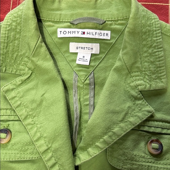 Tommy Hilfiger Womenโs Vintage Stretch Denim Single-Breasted Jacket 2 Pocket 6 - Picture 2 of 13